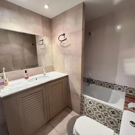 Vistas Mediterrani, Maravillosas Vistas En Amplio Con Terraza, Y Piscina En Zona De Jardin *